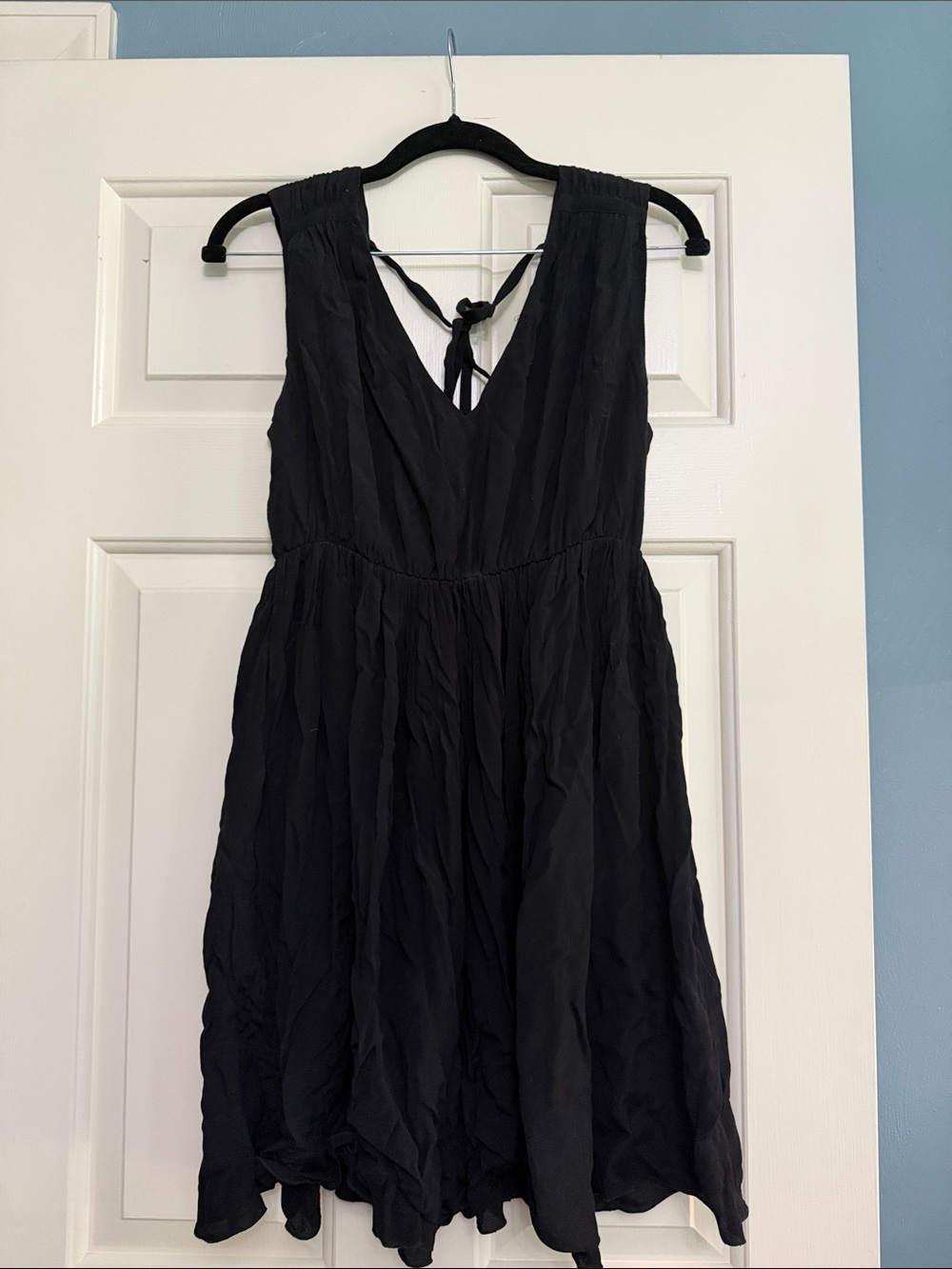 Madewell Black V-Neck Tie-Back Mini Dress